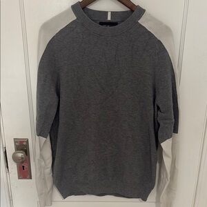 Kenneth Cole Gray and Cream Crewneck Sweater